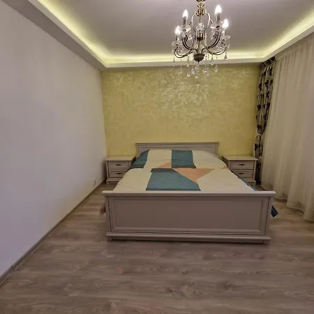 2 * Крайова